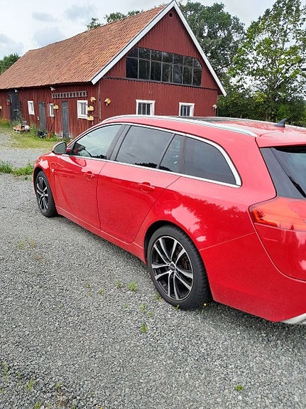 Opel Insignia 4 of 5
