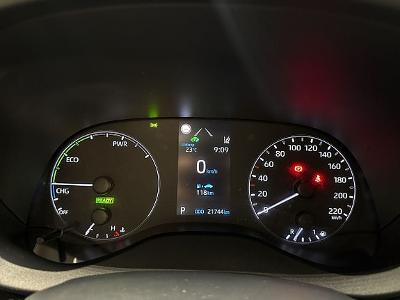 Toyota Yaris 3 of 13