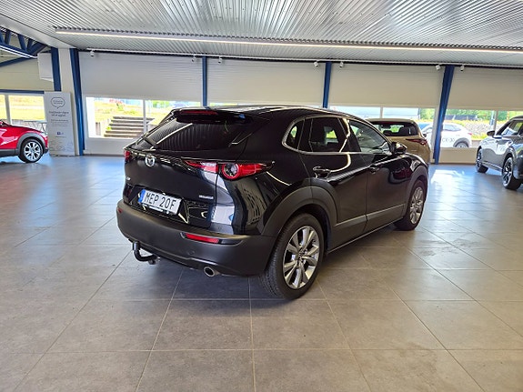 Mazda CX-30 4 of 5