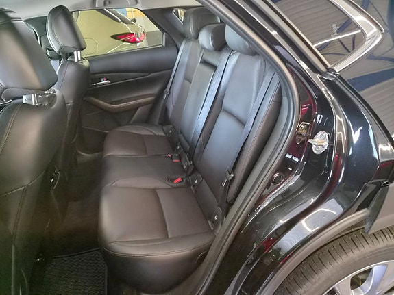 Mazda CX-30 14 of 15