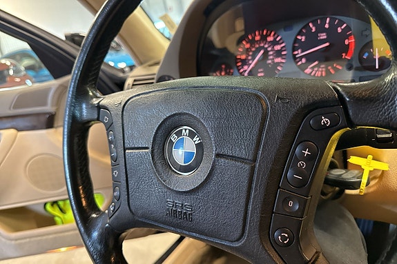 BMW 740iL 21 of 21