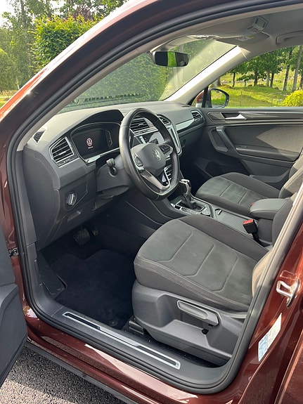Volkswagen Tiguan 9 of 14