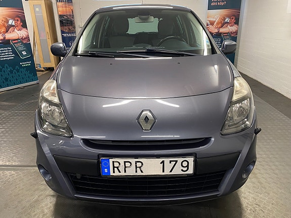 Renault Clio 2 of 22