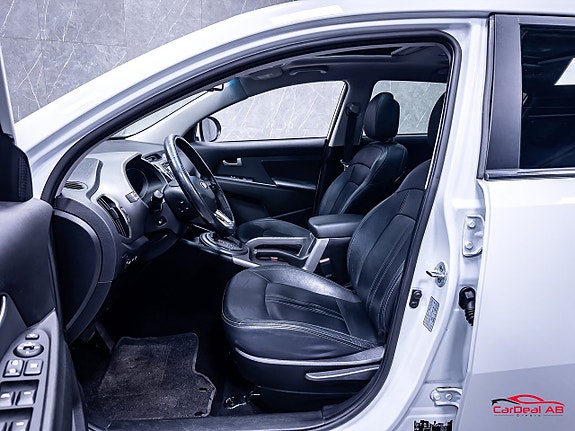 Kia Sportage 10 of 27