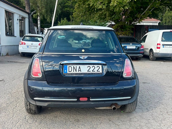 MINI Cooper 5 of 17