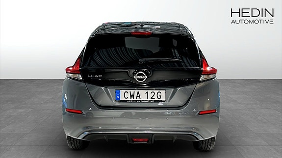 Nissan Leaf 7 of 9