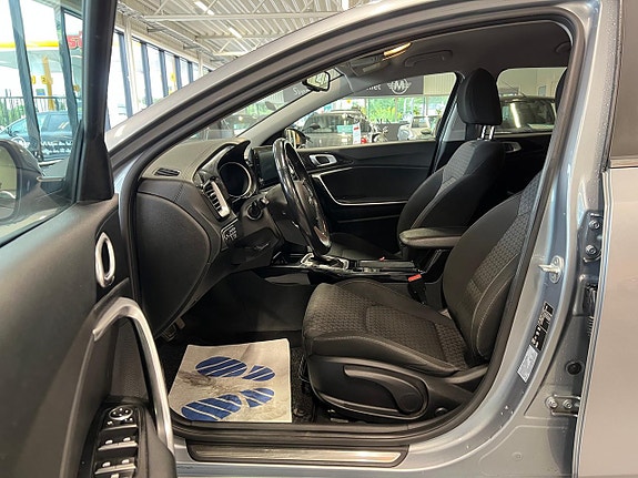 Kia Ceed 9 of 21