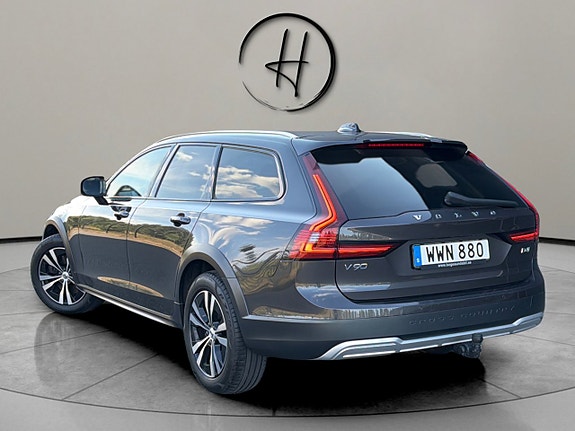 Volvo V90 Cross Country 6 of 25