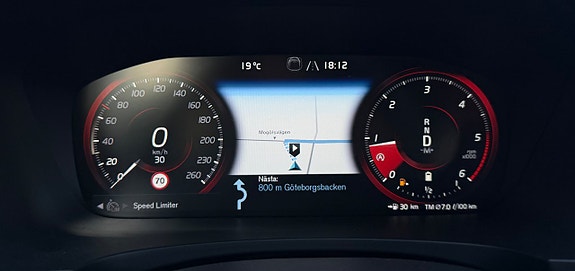 Volvo V90 Cross Country 13 of 25