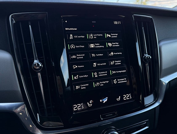 Volvo V90 Cross Country 18 of 25