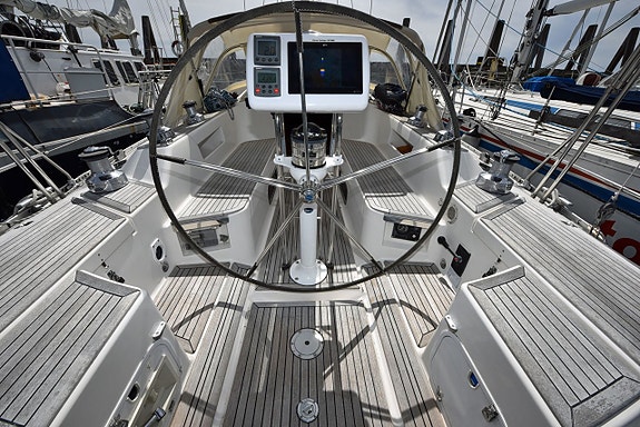 Sweden Yachts 45 4 of 24