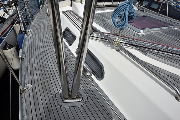 Sweden Yachts 45 19 of 24