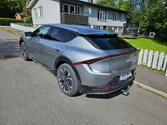 Kia EV6 2 of 3
