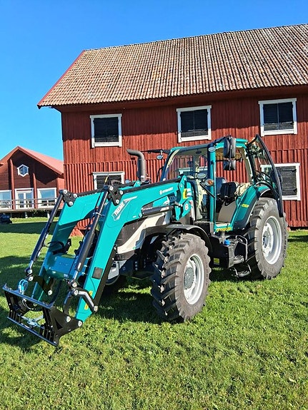 Lovol 110 hk 4wd med frontlastare *Kampanj*
