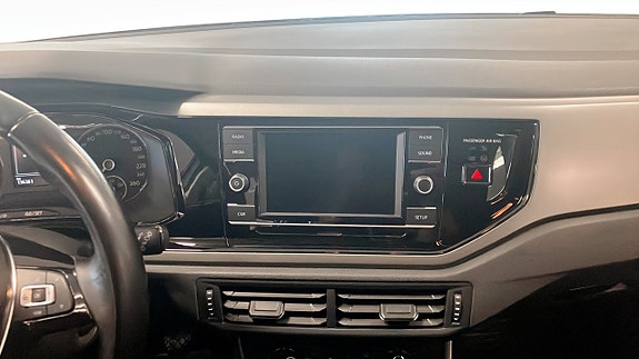 Volkswagen Polo 9 of 12
