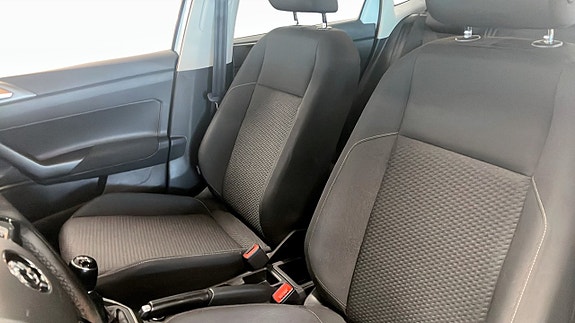 Volkswagen Polo 8 of 12