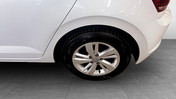 Volkswagen Polo 6 of 12