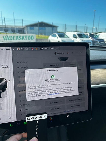 Tesla Model Y 14 of 14