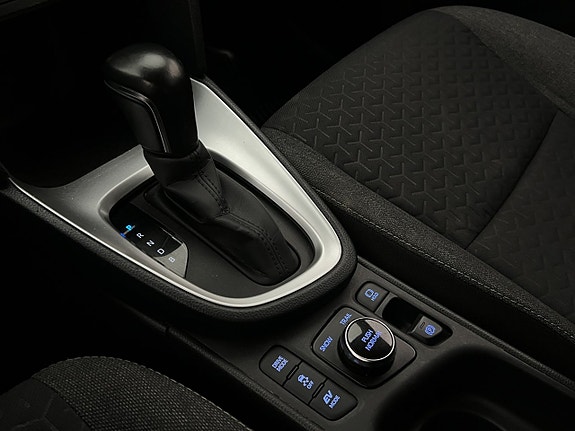 Toyota Yaris Cross 19 of 28