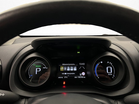 Toyota Yaris Cross 14 of 28