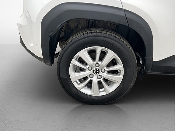 Toyota Yaris Cross 27 of 28