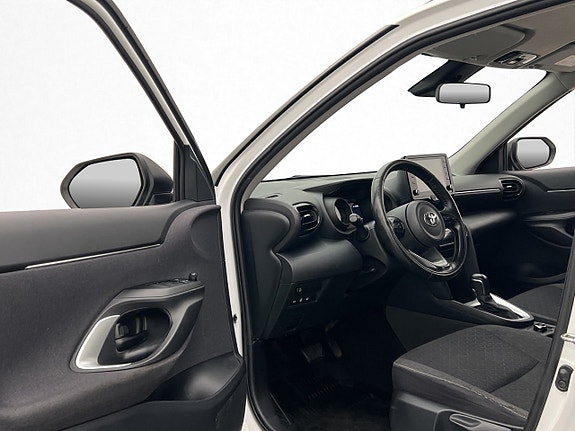 Toyota Yaris Cross 9 of 28