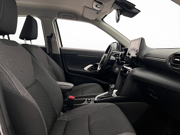 Toyota Yaris Cross 21 of 28