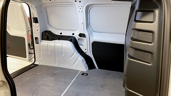 Volkswagen Caddy 11 of 12