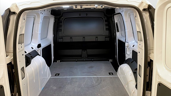 Volkswagen Caddy 12 of 12