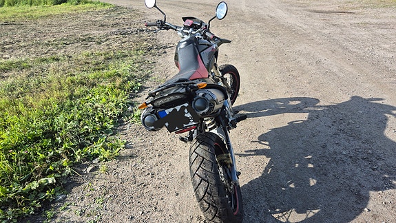 Honda FMX650 3 of 5