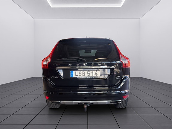 Volvo XC60 4 of 5