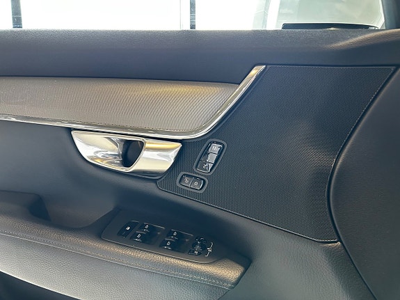 Volvo V90 15 of 15