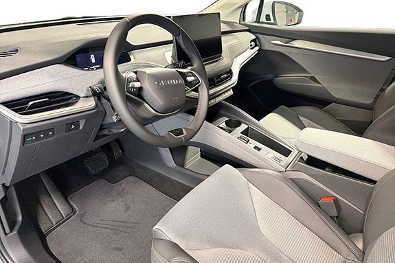 Skoda Enyaq 10 of 15