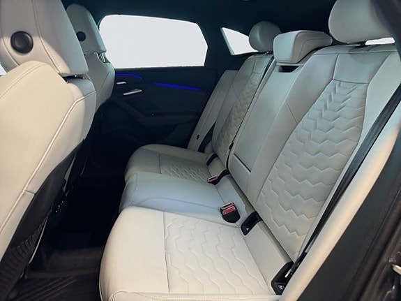 Audi A6 13 of 18