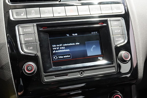 Volkswagen Polo 10 of 13