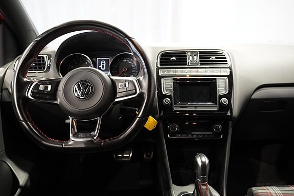 Volkswagen Polo 7 of 13
