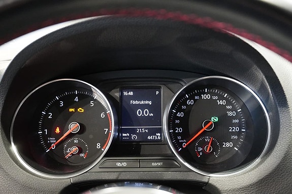 Volkswagen Polo 9 of 13