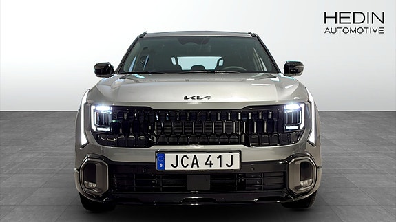 Kia Seltos 2 of 12