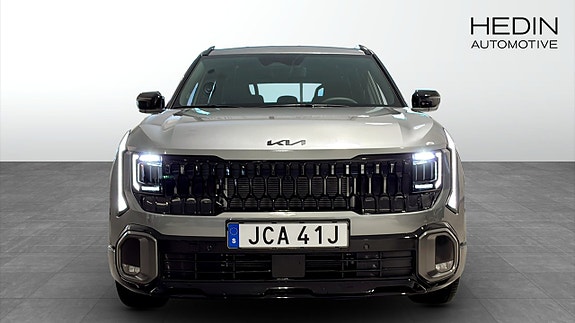 Kia Seltos 2 of 5