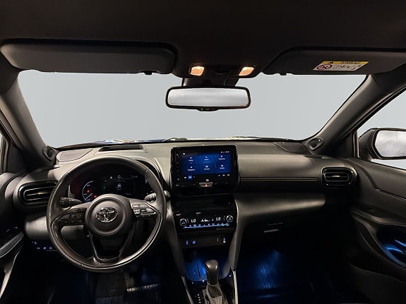 Toyota Yaris Cross 8 of 13