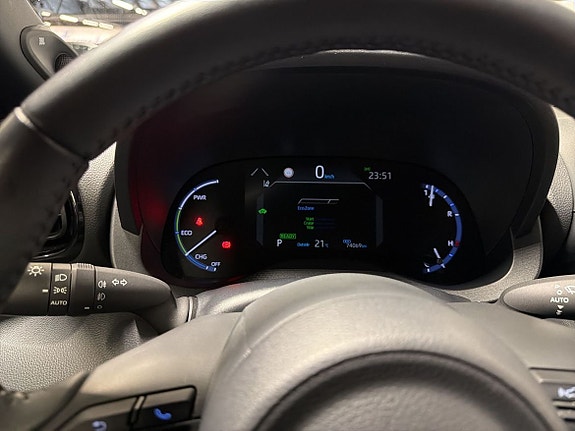Toyota Yaris Cross 5 of 13