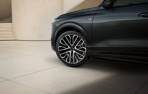 Audi Q7 8 of 8