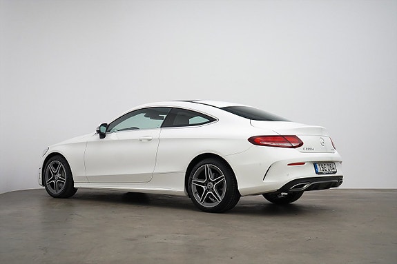 Mercedes-Benz C220 d 4 of 24