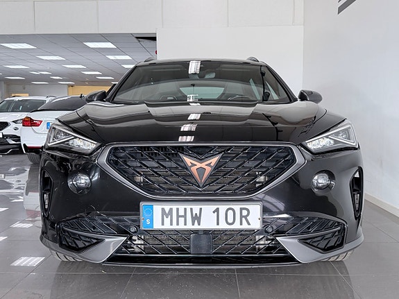 Cupra Formentor 2 of 5