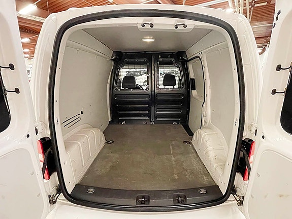Volkswagen Caddy 5 of 5