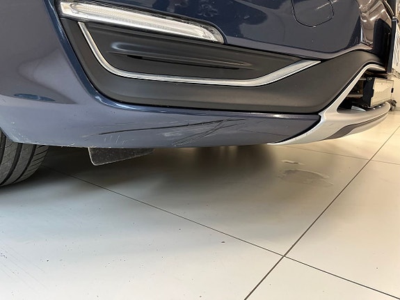Volvo V60 5 of 5