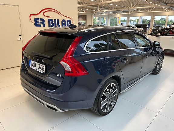Volvo V60 3 of 5