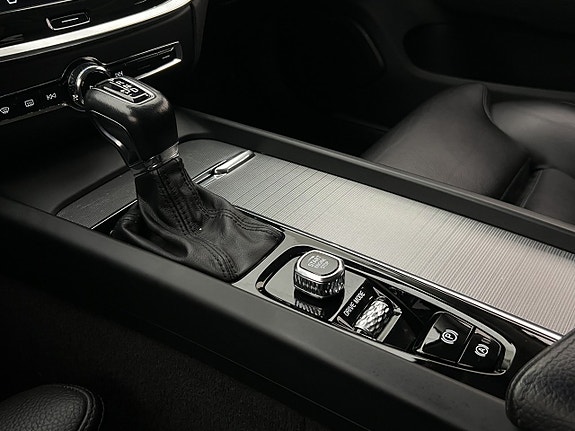 Volvo V60 30 of 30