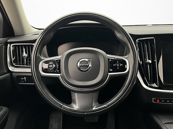 Volvo V60 14 of 30