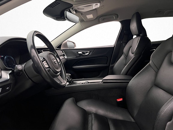 Volvo V60 12 of 30